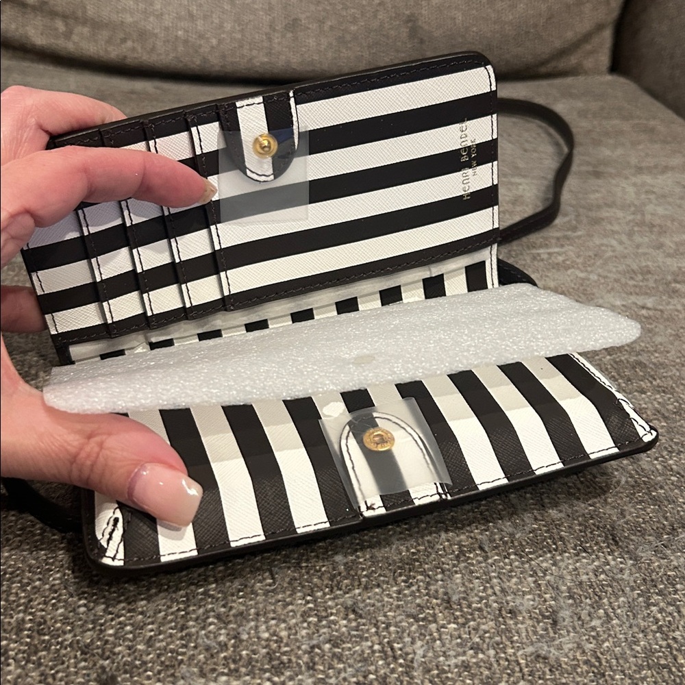 henri bendel Pink Pearl Stud Crossbody & Black White Stripe Crossbody Duo - Picture 9 of 12